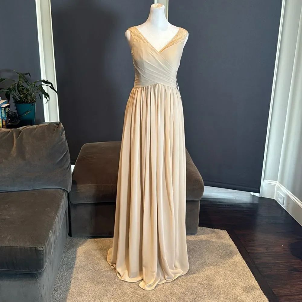 Women’s Chiffon V-Neck Bridesmaid Prom Party Dress Zip Up Back Size 2 NWT